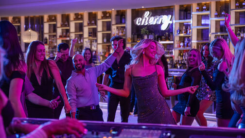 Pura Resort gallery item 3: 25082025014252-TSGH-22_STARGC10330_TSGCBrandCampaignWebImageResizing_2880x1620_05_v01_FA.jpg